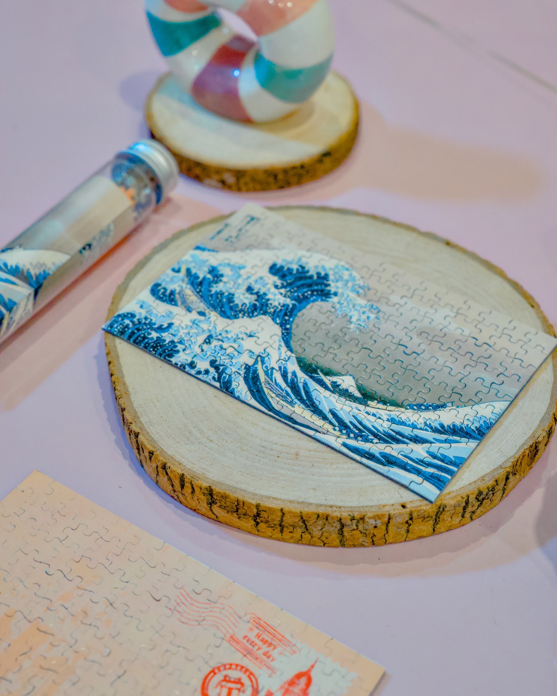Minnie puzzle "The Great Wave", 120 pieces, vintage.