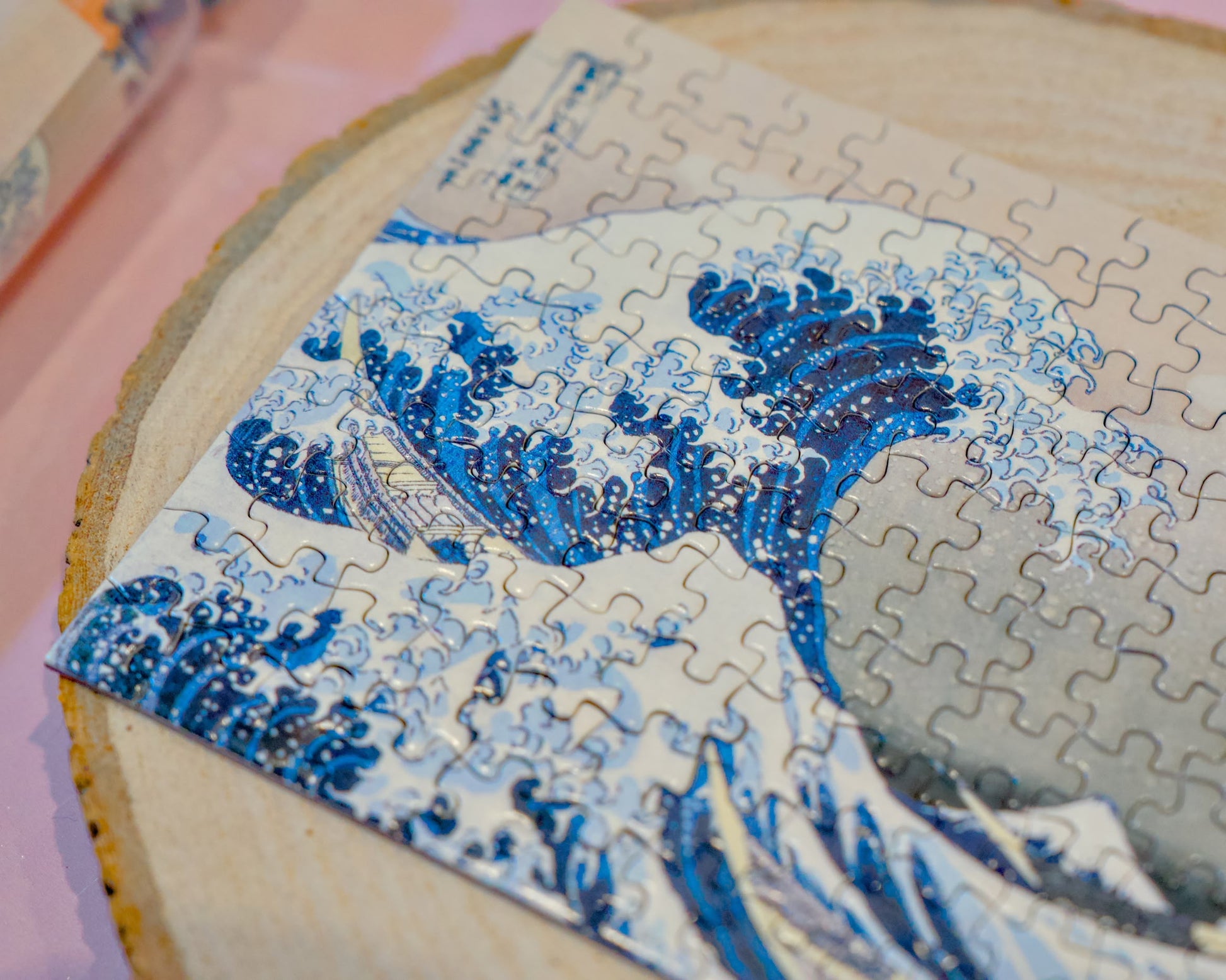 Minnie puzzle "The Great Wave", 120 pieces, vintage.